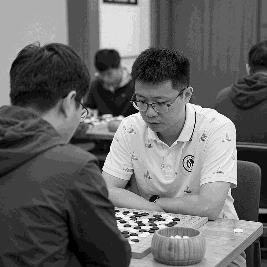 FIDE सर्वे: चार में से तीन महिला शतरंज खिलाड़ियों ने पक्षपात या उत्पीड़न बताया, पर 75% का आंकड़ा अभी अधूरा है